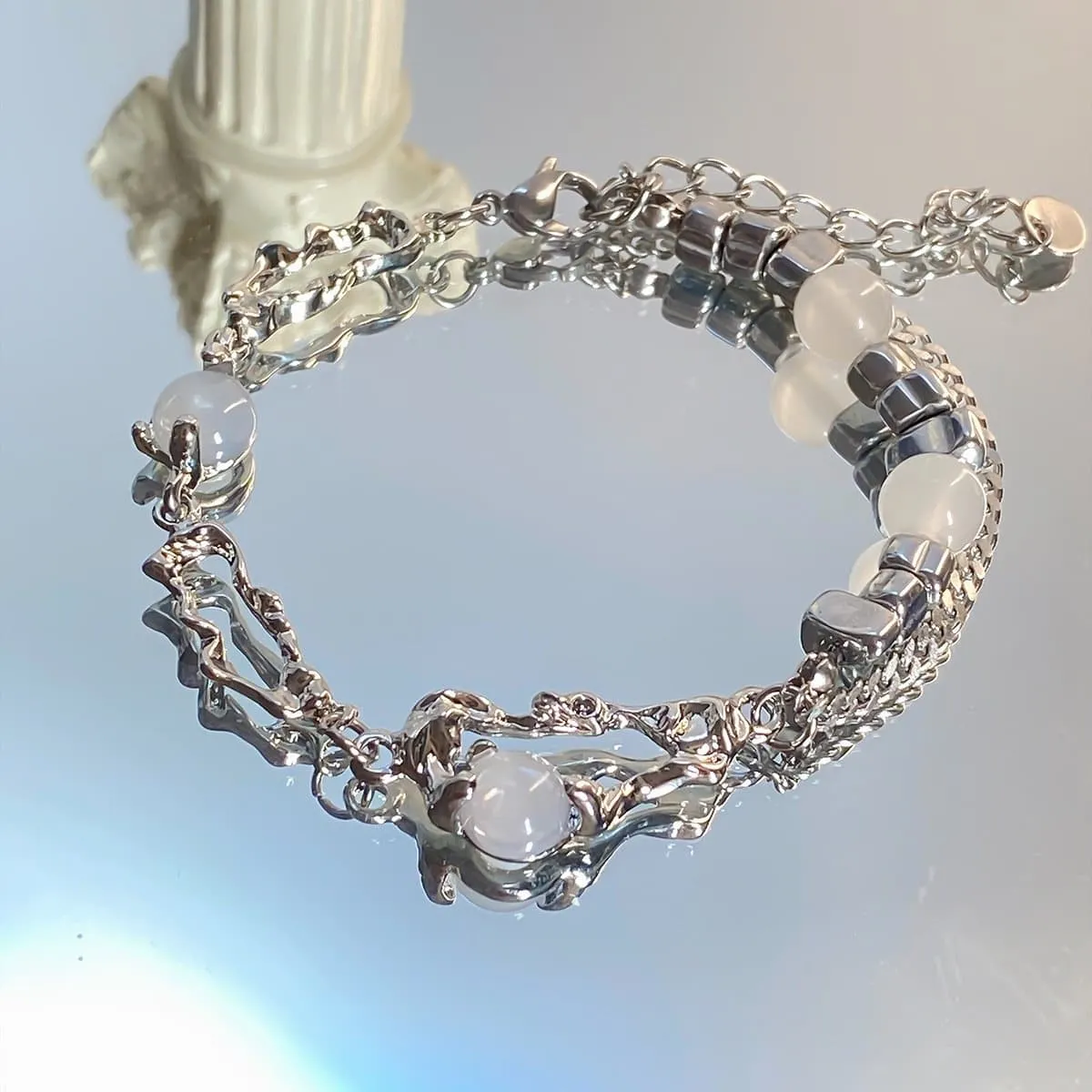 Stone irrgular pendant bracelet